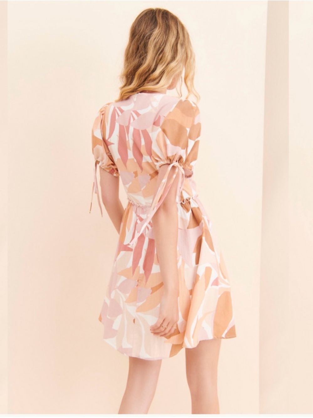 NWT! From Free People Girl & The Sun Pink & Tan Abstract Leaf Print Mini Dress - Picture 2 of 10